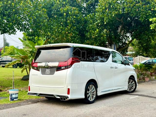 ON THE ROAD 2017 Toyota ALPHARD 2.5 TYPE GOLD (A) - 4