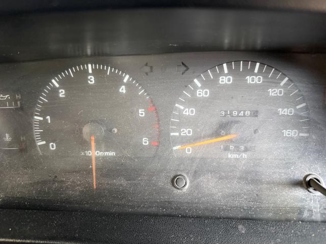1995 Toyota HILUX 2.8 LN106R (M) - 5