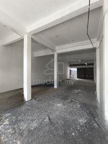 Ground Floor Shoplot, Jalan Pasar, Pek Kong Zeng For Rent 2