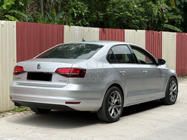 2017 Volkswagen JETTA 1.4 TSI (CKD) BBS Sport Rims - 4
