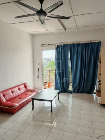 Selesa Puteri Condominium 1