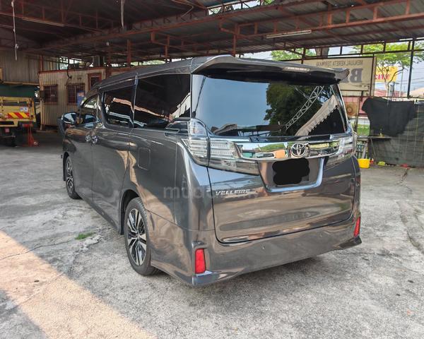 LOAN KEDAI LULUS - Toyota VELLFIRE 2.5 Z G-EDITION - 4