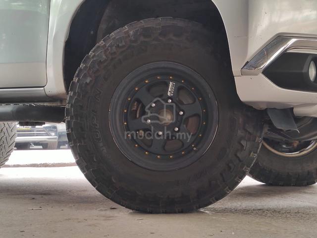 2018 Mitsubishi TRITON 2.4 VGT A/T PREMIUM MY2016 - 4