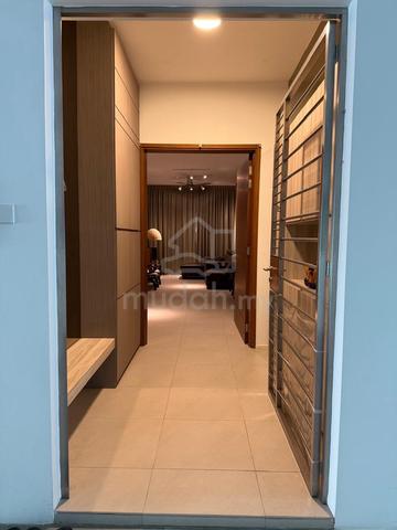 Mira Residence 1