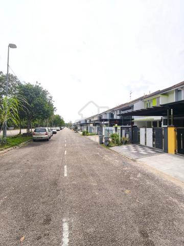 Iskandar Puteri Taman Nusa Bayu Jalan Bayu Double Storey Terrace House 1