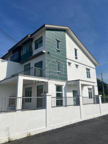 FOR RENT 3sty FURNISHED unit SCIENTEX KUNDANG+CORNERunit+OPENAREA+BIG+ 1