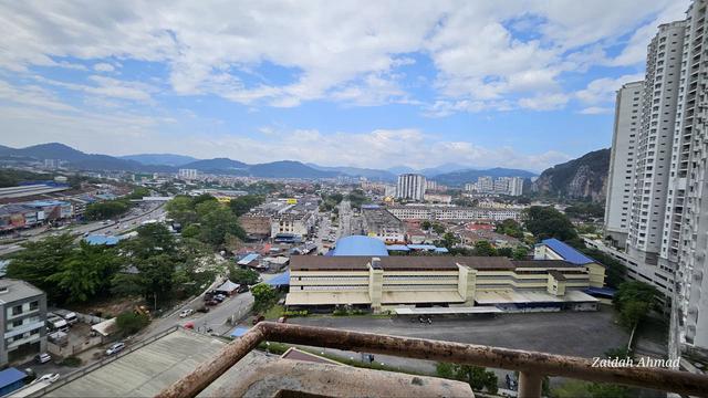 Sri Gotong Apartment 4