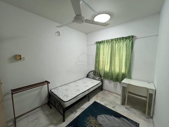 Single Room (High Speed Internet) at Jalan Ipoh, KL 1