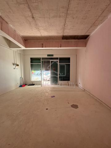 Butterworth Pusat Perniagaan Raja Uda Shop Lot For Rent 1
