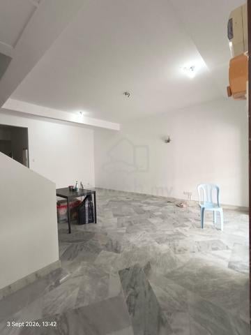 For Sale @ Corner Terrace Mahkota Cheras 1