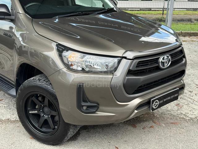 2022 Toyota HILUX 2.4 E (A) - 2