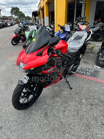 Suzuki GSX-R150 used [CASH/LOAN] OTR!!! - photo 2 of 13