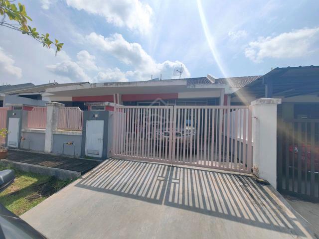 Rumah Cantik Kemas Luas Mampu Milik Taman Permata Penawar Desaru ! 1