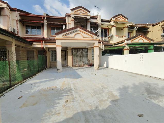 FACING OPEN | Double Storey Link Terrace Usj 22, Subang Jaya For Sale 1