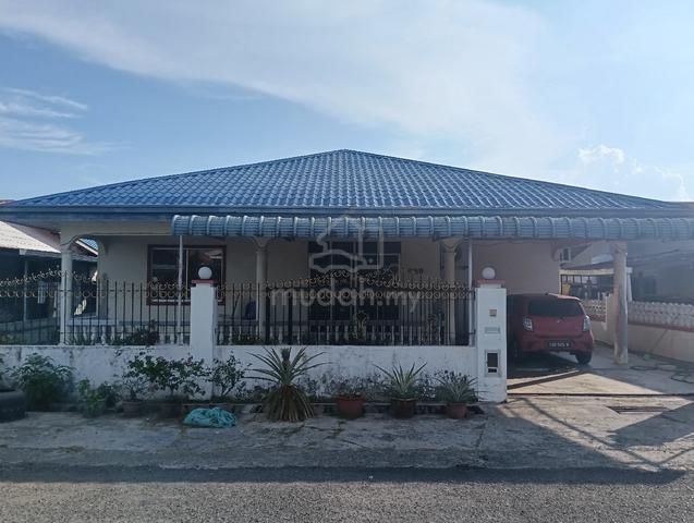 House to let go 1