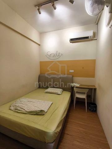 Room For Rent @ Jalan Kenari, Bandar Putra, Kulai 1