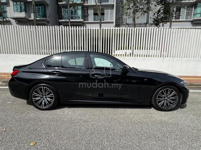 2019 Bmw330i 2.0 MSPORT BlackInterior Full Service - 4