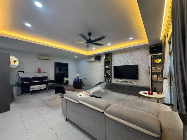 Golf East @ Horizon Hills 2 Storey Terrace House Renovated Unit 1
