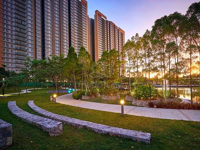Emerald Hills 1
