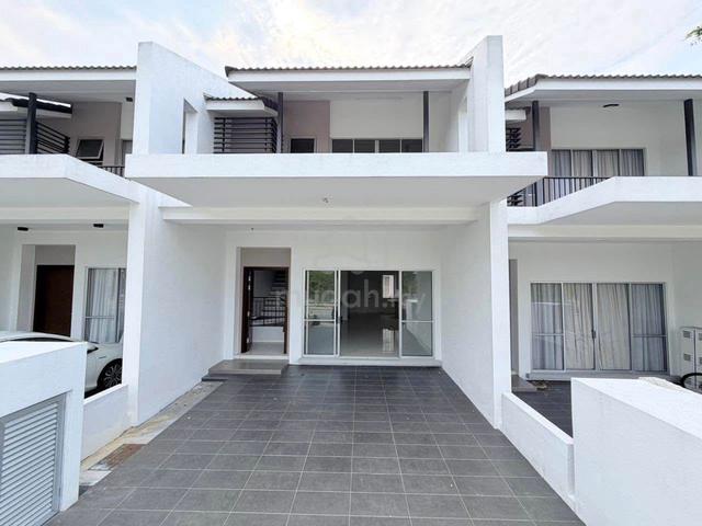[Murah+Facing Open] 2 Storey Terrace - Dahlia, Tamansari, Rawang 1