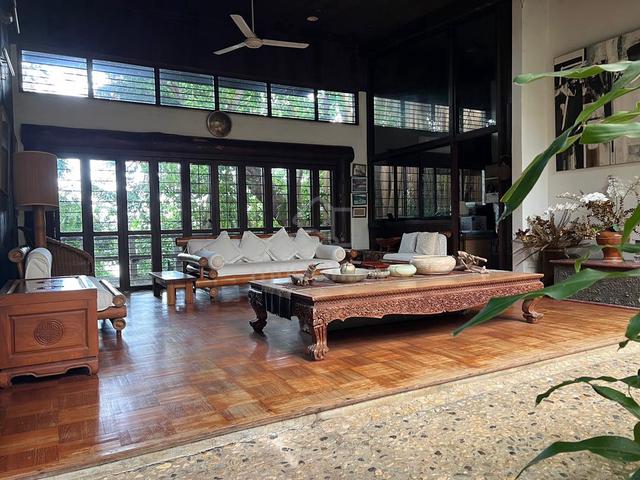 Bungalow with 1.1 acre land for sale at Batu 8 Si Rusa T/Kemang PD 1