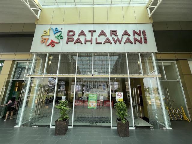 Dataran Pahlawan Shoplot for sale 1