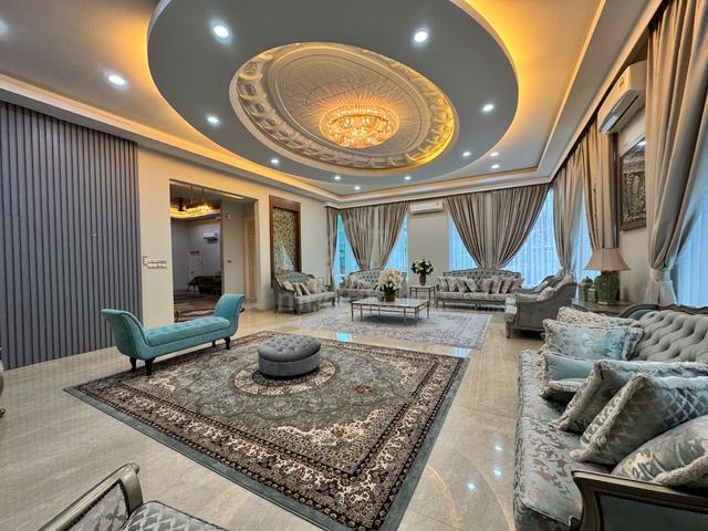 3 Storey Bungalow Country Heights Kajang with Pool & Lift - Resort Hom 4