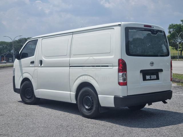 FULL LOAN Toyota HIACE 2.5 FACELIFT (M) PANEL VAN - 2