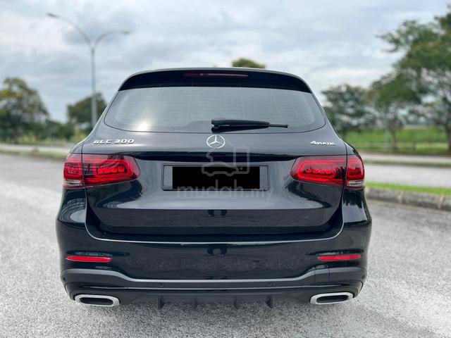 Mercedes Benz GLC300 2.0 4MATIC AMG LINE (A) FSR - 2