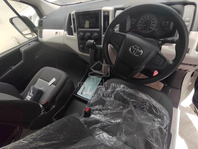 2026 Toyota HIACE 2.8 SLWB WINDOW VAN MY24 GDH321 - 4