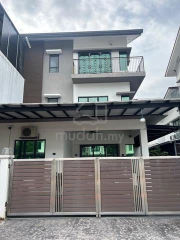 The development is a low-density freehold project comprising 48 houses 1