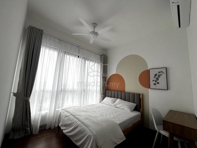 Fully Furnished Room for Rent at Sunsuria Forum Setia Alam 1