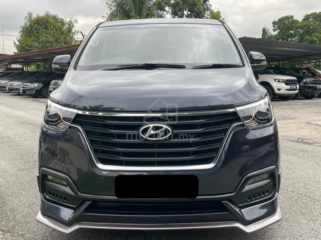 Hyundai GRAND STAREX EXECUTIVE 2.5L LEATHER SEAT - 2