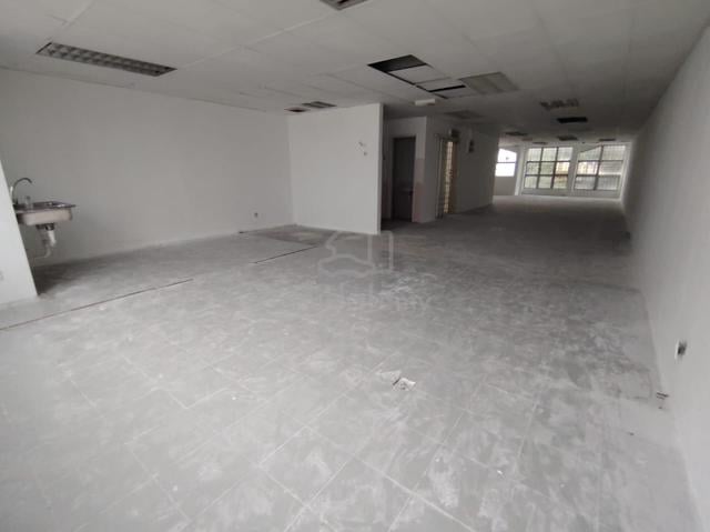 Subang Jaya USJ 21 First Floor Shop Lot Intermediate Facing Main Road 1
