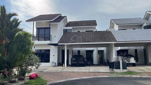 Semi-D at Lake Edge, Puchong 4500sf 💯Full Loan💯0% Down Payment💯 1
