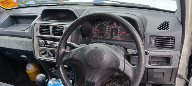 2000 Mitsubishi PAJERO 1.8 IO (A) - 4