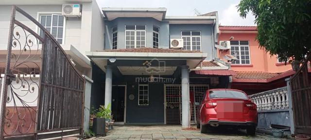 Double Storey Taman Mawar 2, Bandar Baru Salak Tinggi, Sepang 1