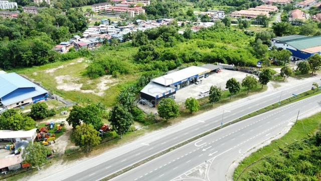 Mature Residential Zone CL Land Surrounded by High School, College 1