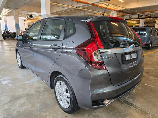 2018 Honda JAZZ 1.5 E 35K Km - 4