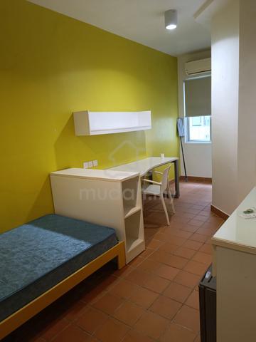 Univillage 1