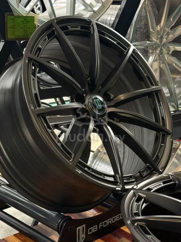 OB Concave Used 19" rim 19 CLA W177 AUDI VW BMW - photo 3 of 6