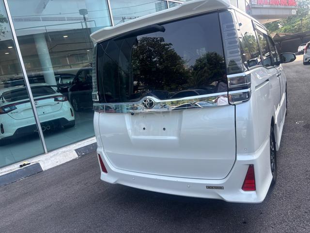 2021 Toyota VOXY 2.0 ZS KIRAMEKI III 7SEAT MONITOR - 4