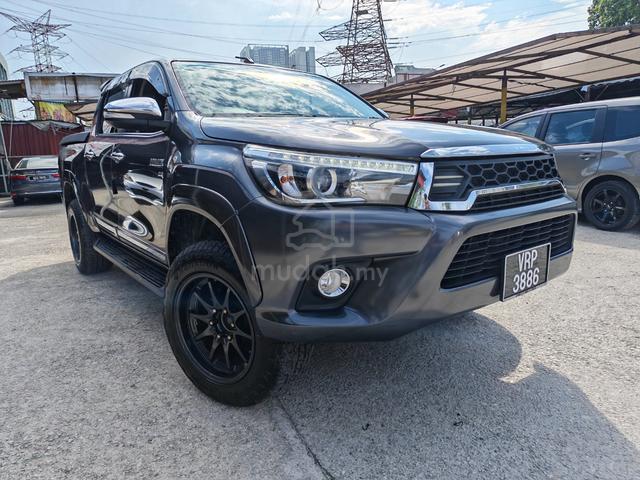 Toyota HILUX 2.8 (A) G VNT 4x4 Push Start Leather - 3