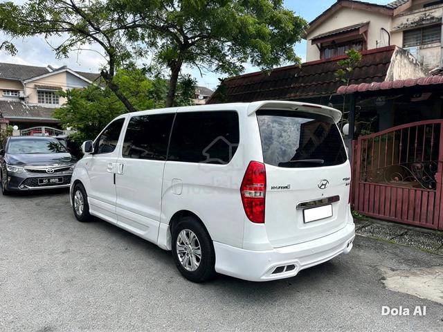 2015 Hyundai GRAND STAREX 2.5 ROYALE MY2014 (A) - 2