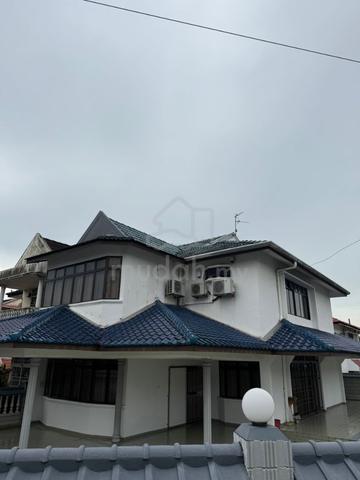 Taman Johor Jaya Semi d house for rent,good condiotion and location 1