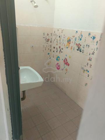 Pusing double storey house for rent 3