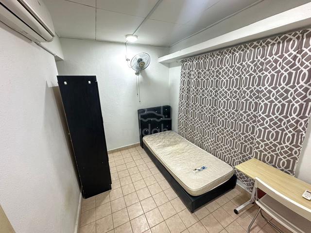 Fully Furnished Single Room Bandar Utama Room For Rent 1
