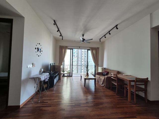 Master Bedroom for Rent at The Tamarind, Tanjung Tokong 1