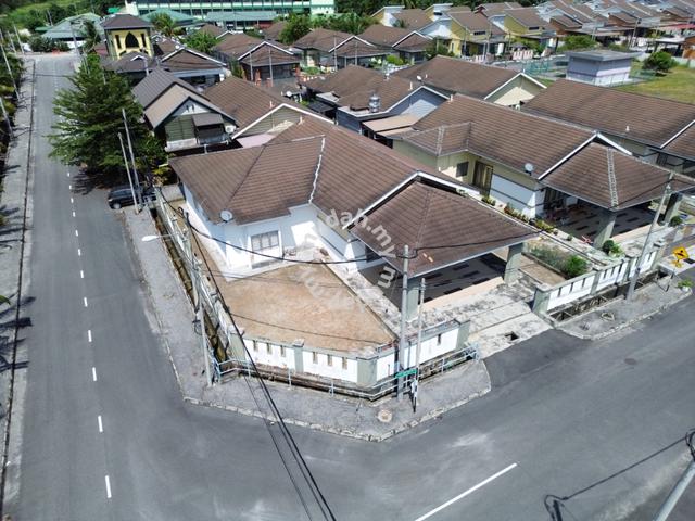 Freehold | Fully Renovated Bungalow at Taman Lekir Bestari Lekir Perak 1