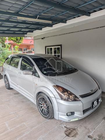 2003 Toyota WISH 1.8 XS FWD (A) - 2